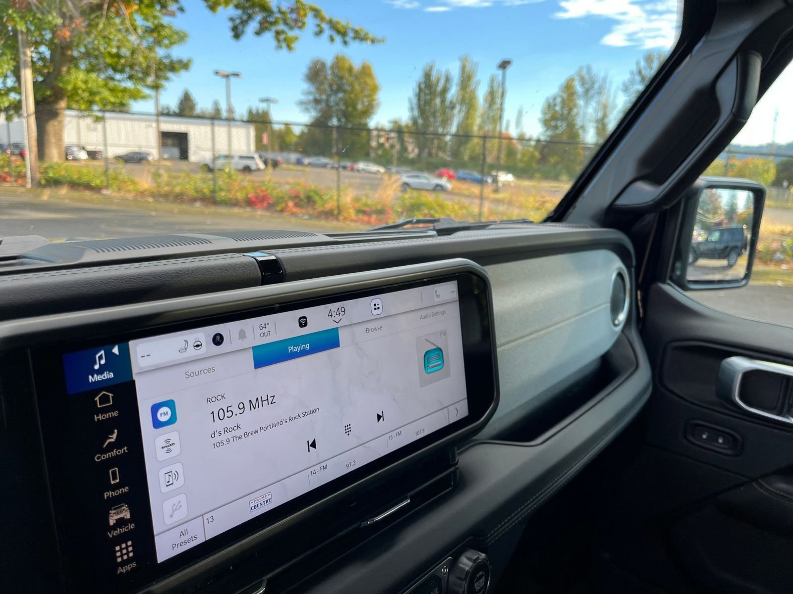 Thumbnail: 2025 Jeep Wrangler - 34