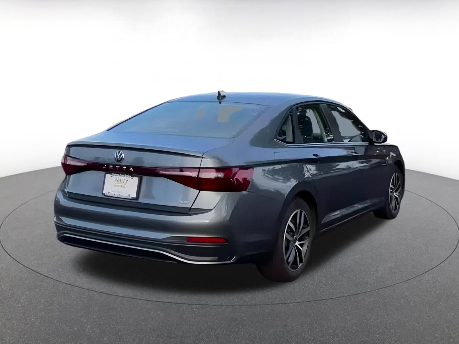 Thumbnail: 2025 Volkswagen Jetta - 8