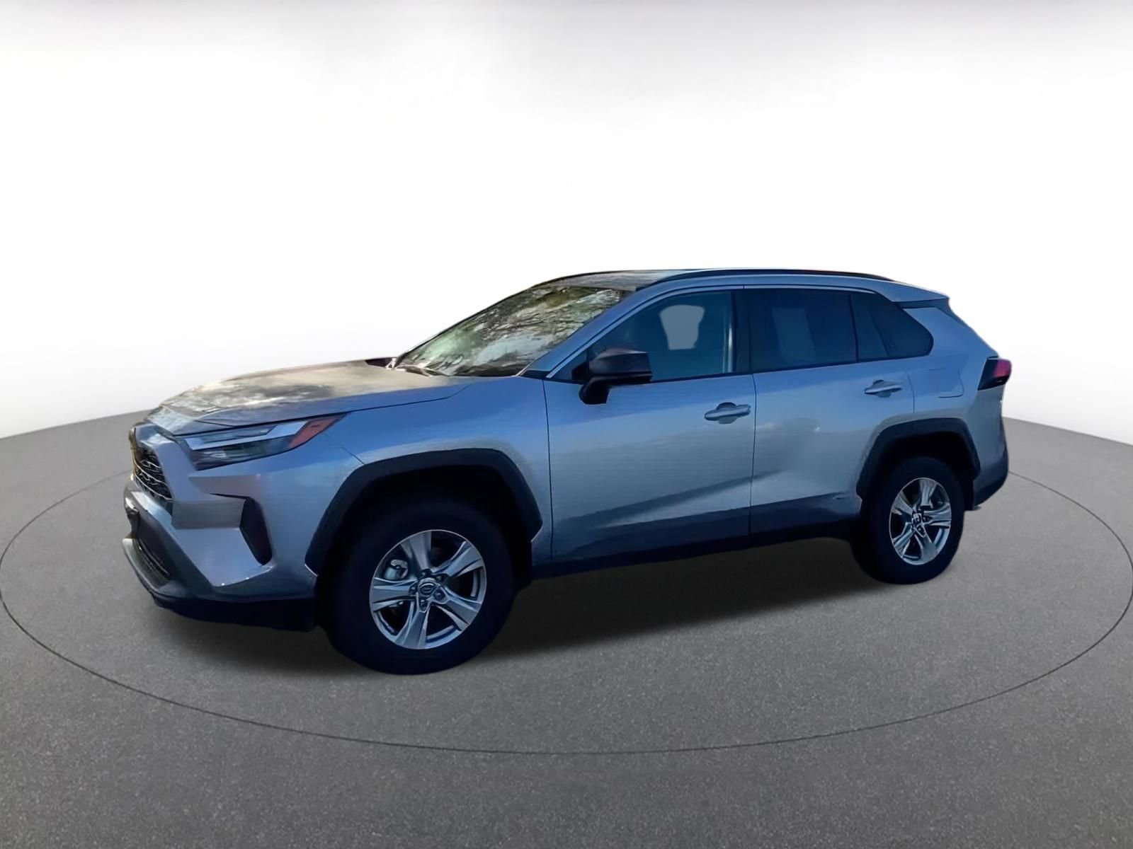 Thumbnail: 2025 Toyota RAV4 - 7