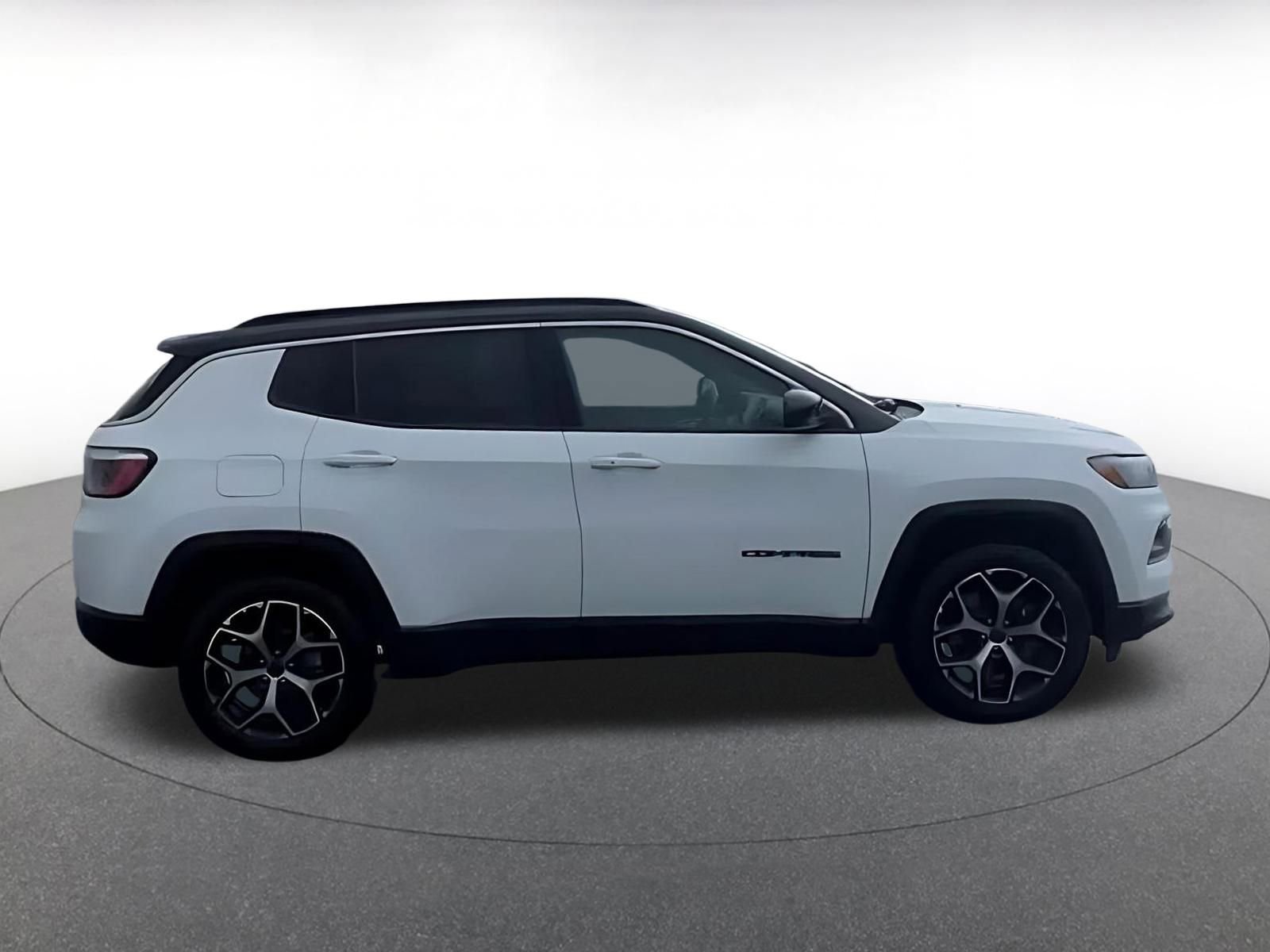 Thumbnail: 2025 Jeep Compass - 16