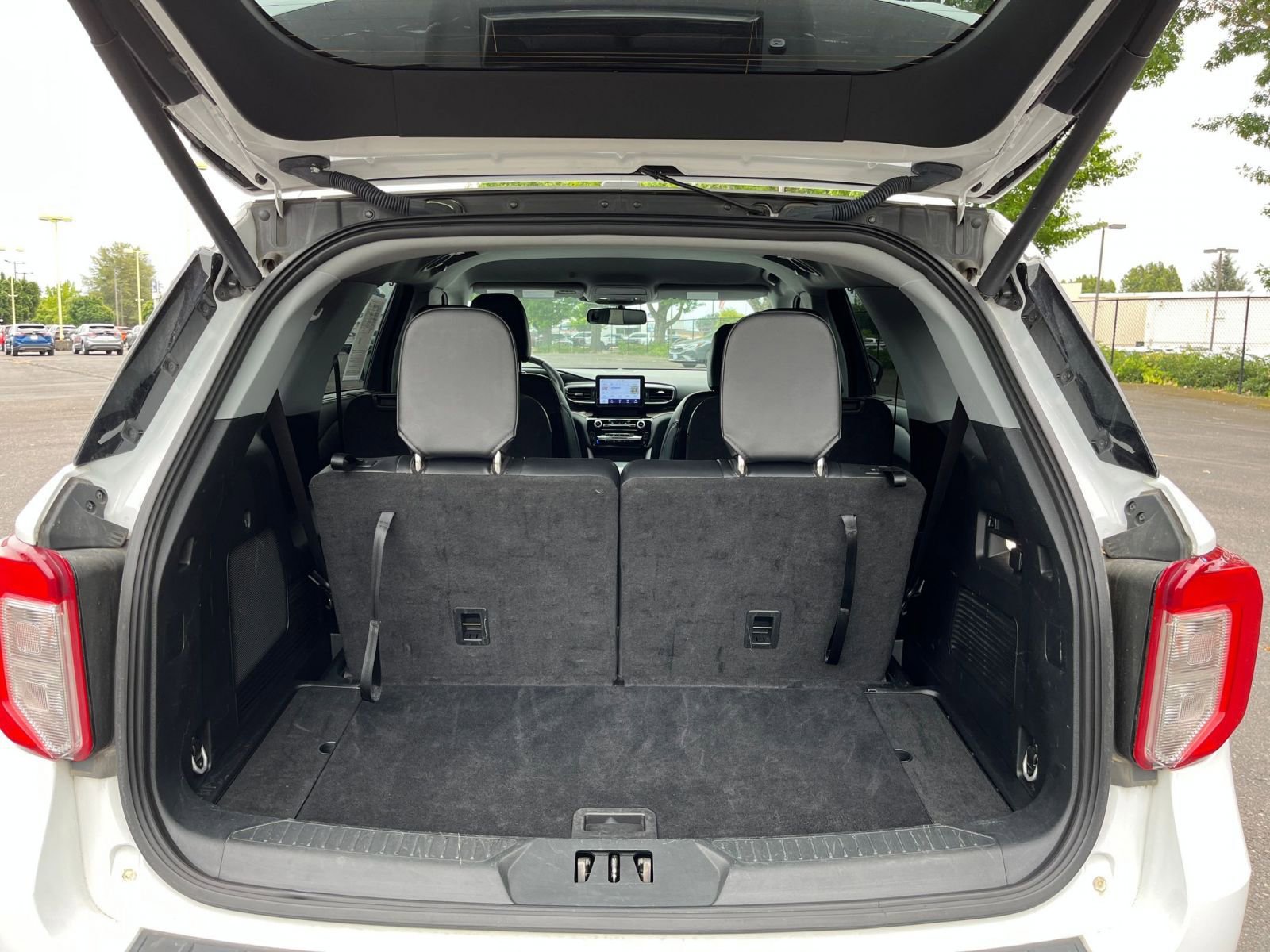 Thumbnail: 2023 Ford Explorer - 34