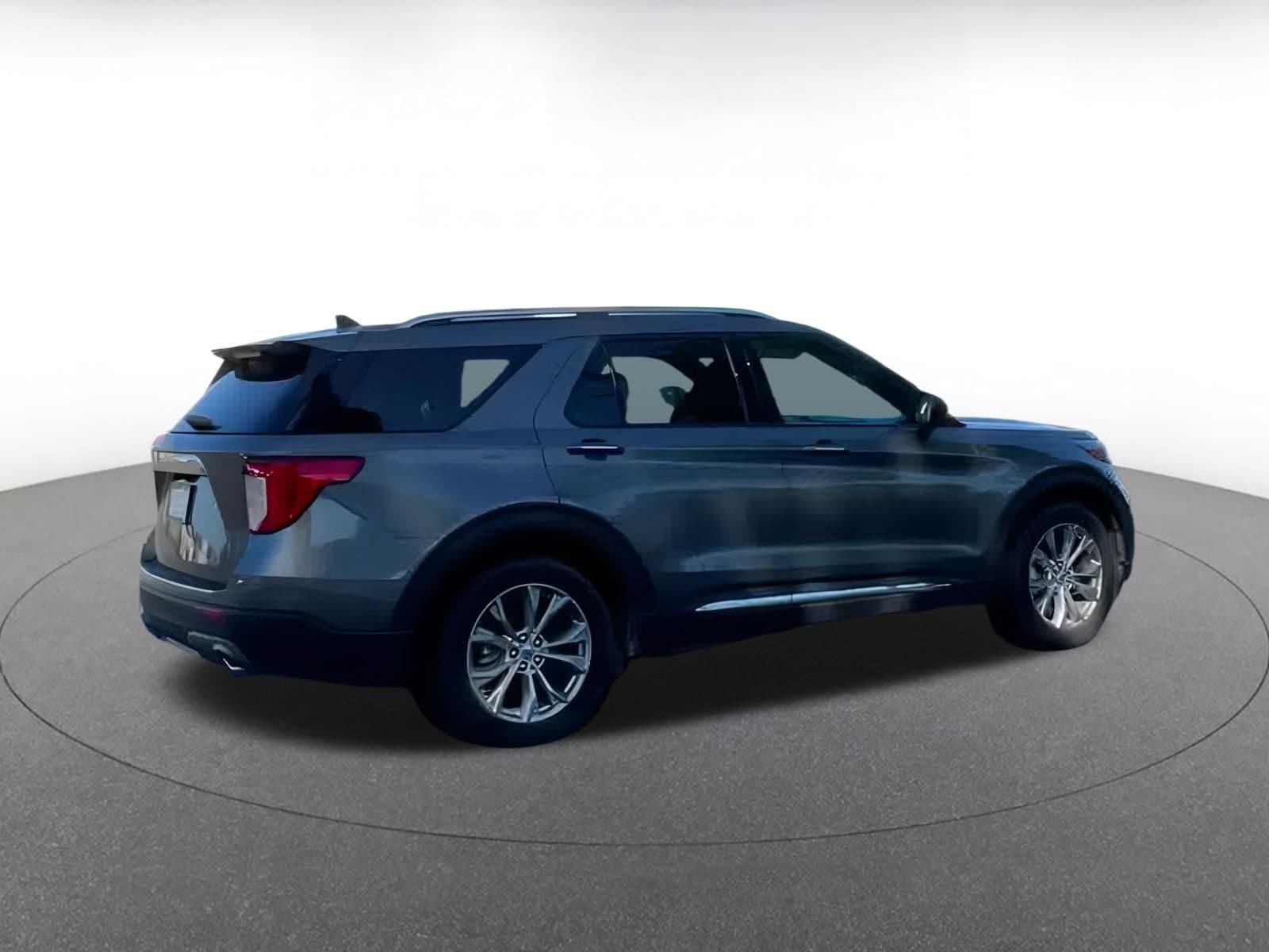 Thumbnail: 2023 Ford Explorer - 12