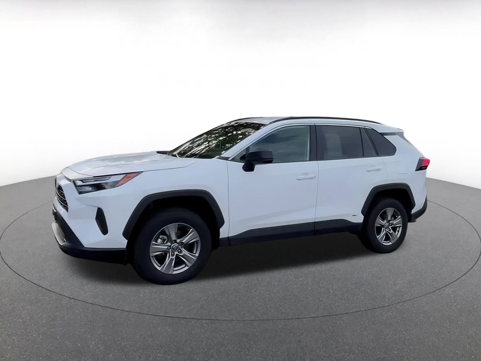 Thumbnail: 2025 Toyota RAV4 - 8