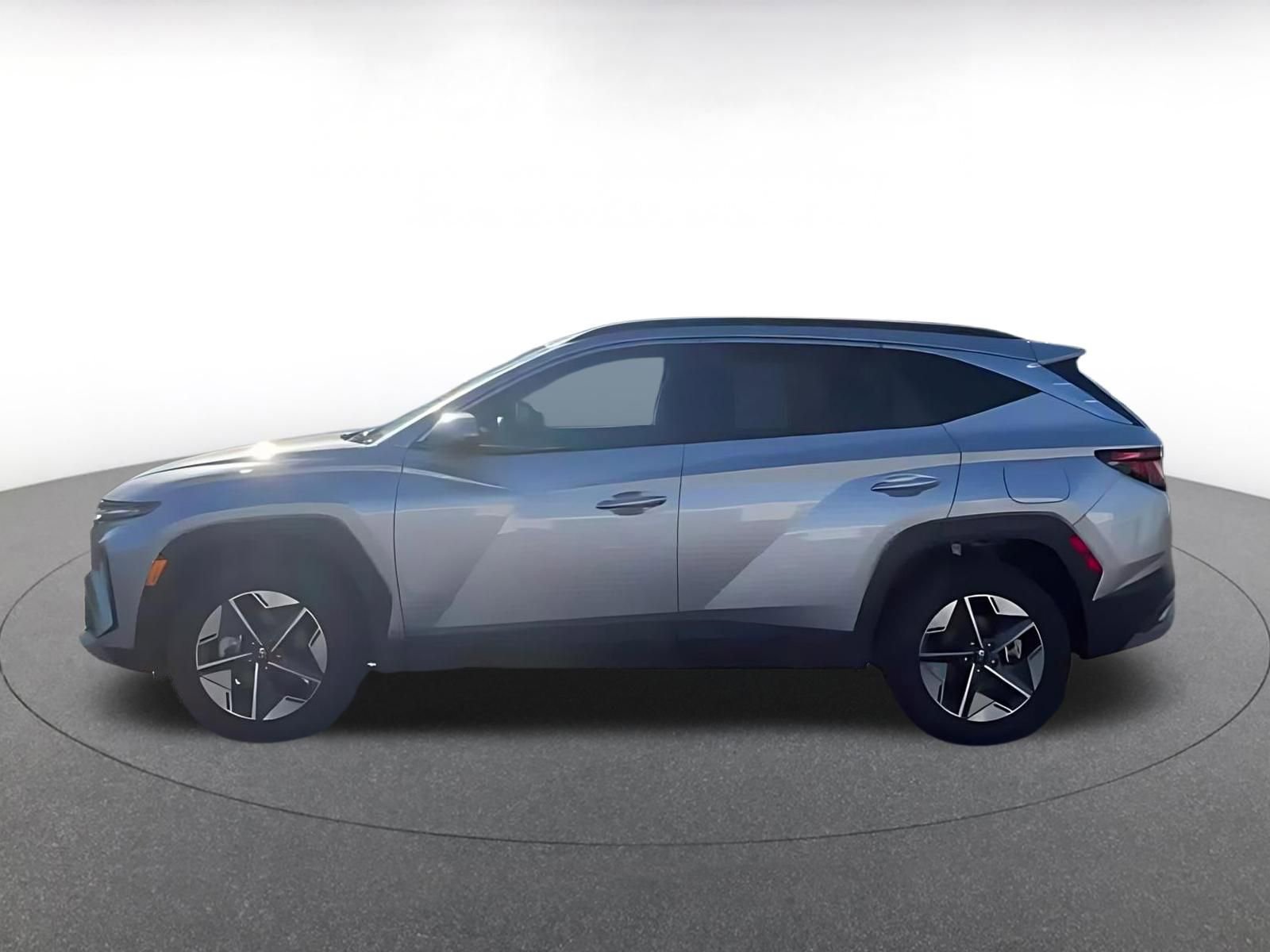 Thumbnail: 2025 Hyundai Tucson - 9