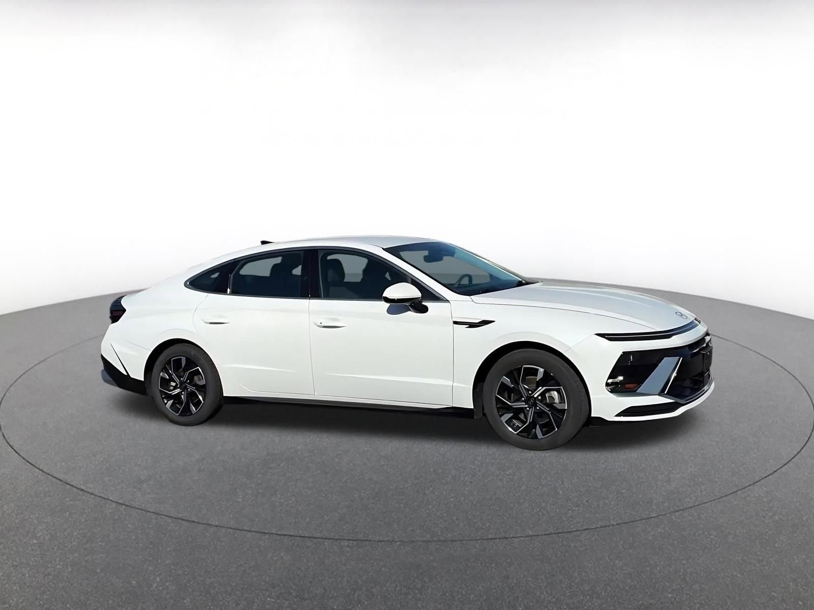 Thumbnail: 2025 Hyundai Sonata - 2