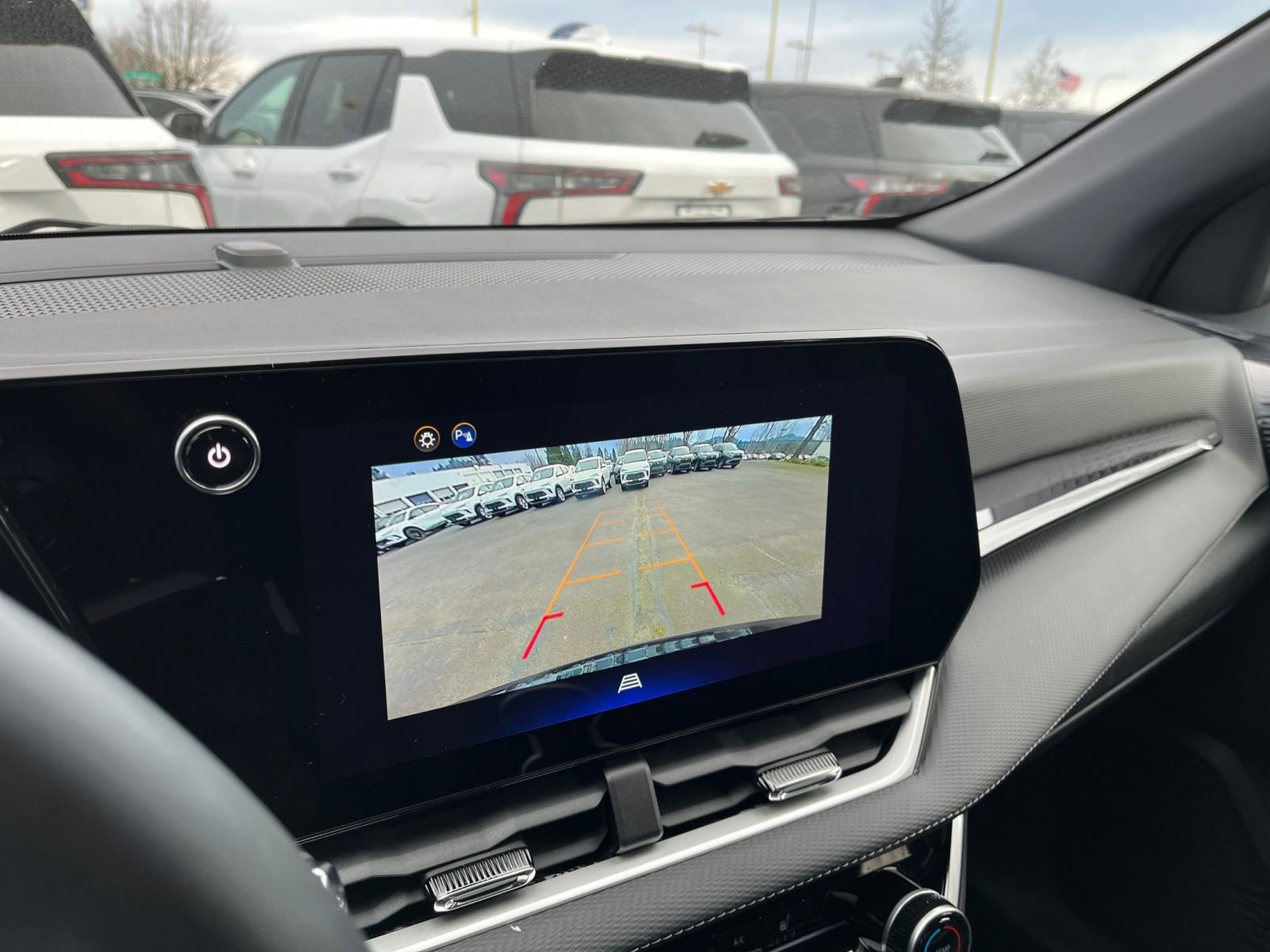 Thumbnail: 2025 Chevrolet Equinox - 18