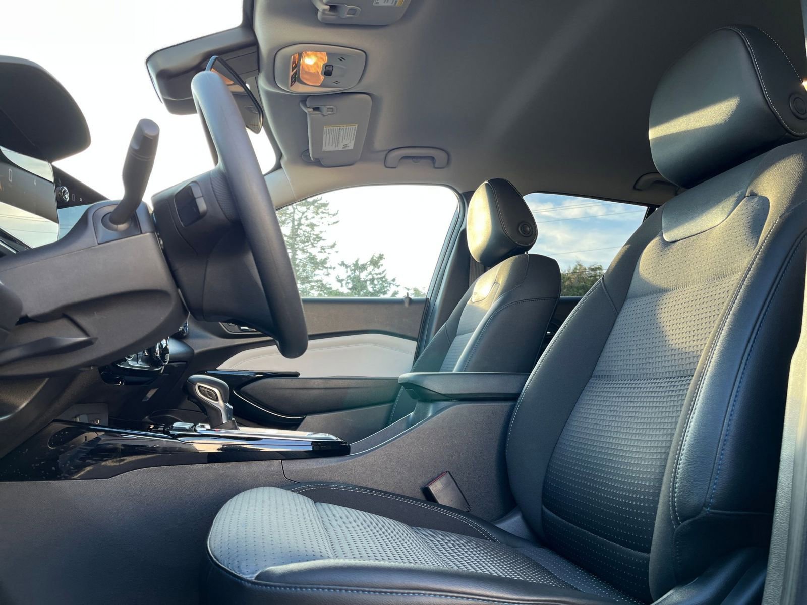 Thumbnail: 2025 Chevrolet Trax - 24