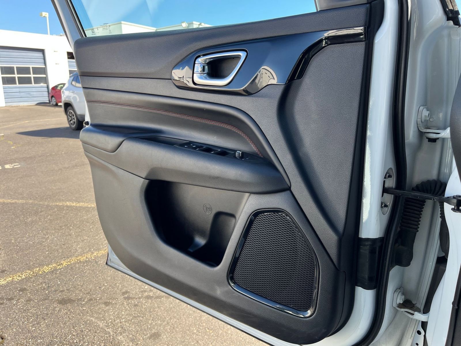 Thumbnail: 2025 Jeep Compass - 20