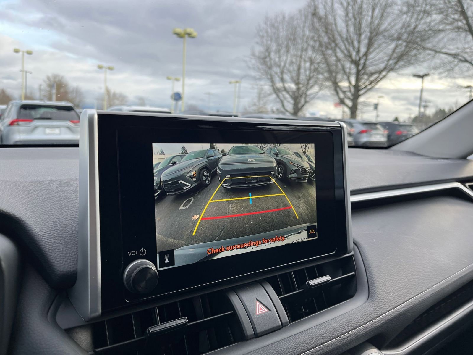 Thumbnail: 2025 Toyota RAV4 - 17