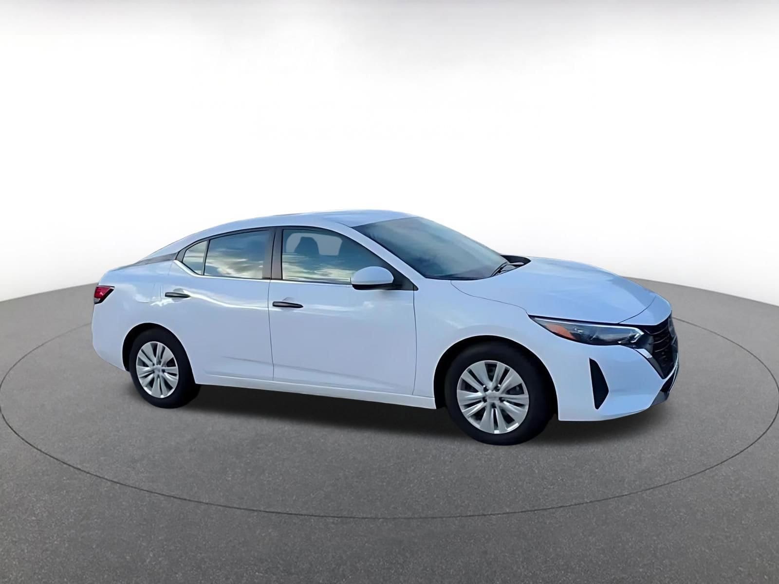 Thumbnail: 2025 Nissan Sentra - 2