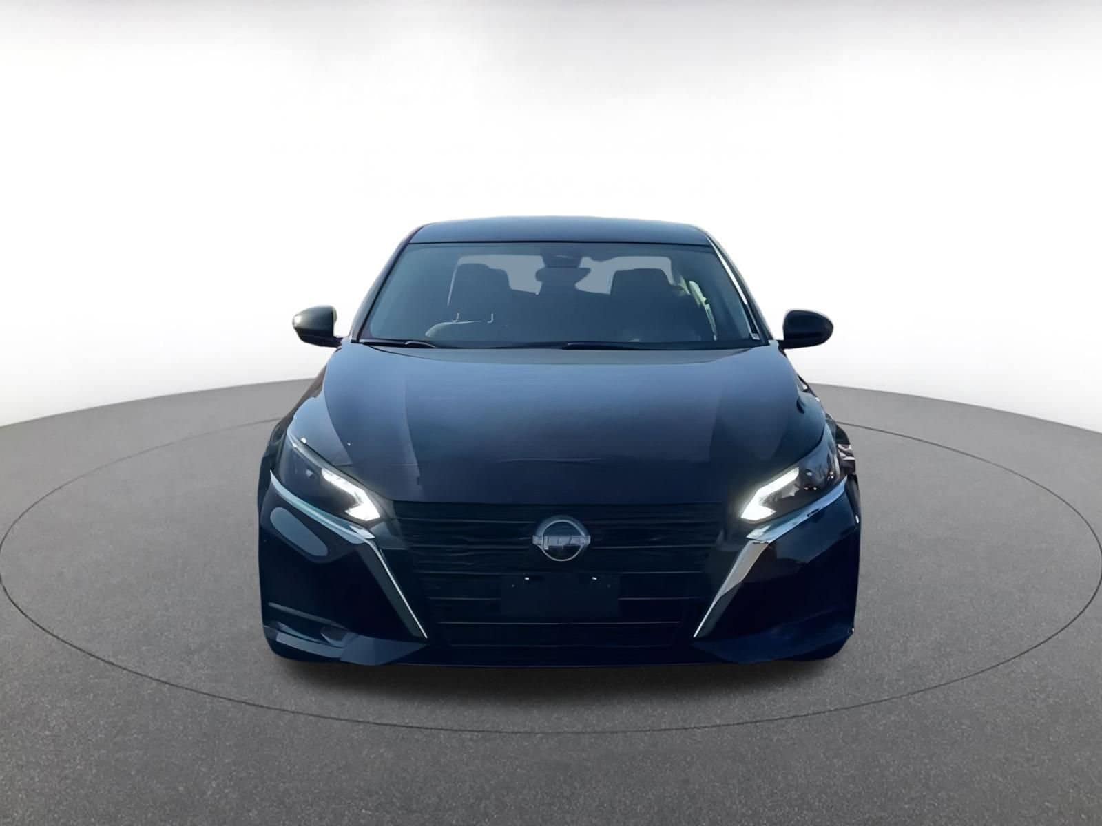 Thumbnail: 2023 Nissan Altima - 4