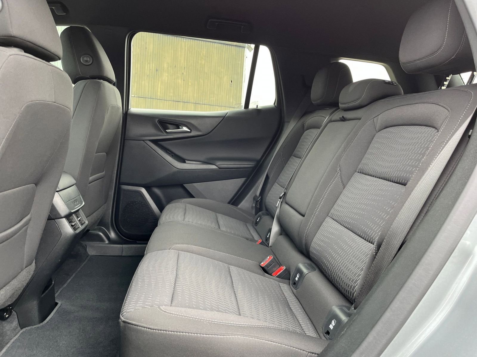 Thumbnail: 2025 Chevrolet Equinox - 27