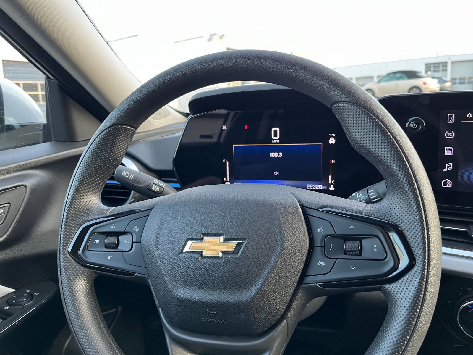 Thumbnail: 2025 Chevrolet Trax - 25