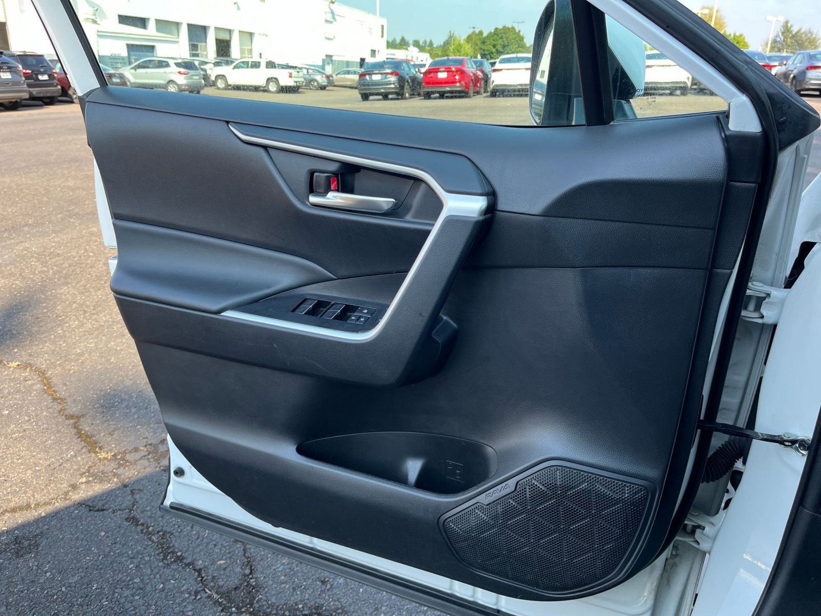 Thumbnail: 2024 Toyota RAV4 - 23