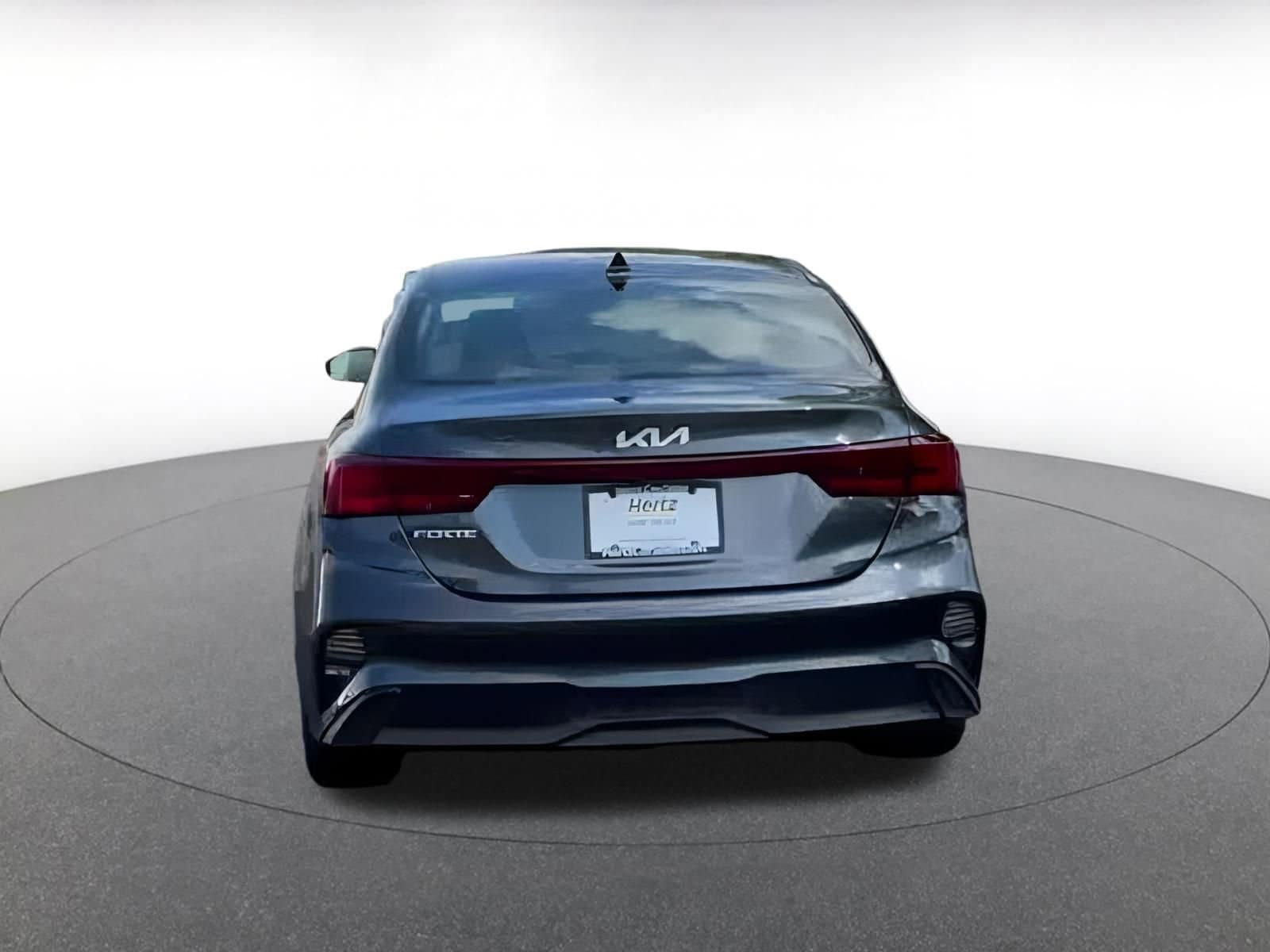 Thumbnail: 2024 Kia Forte - 7