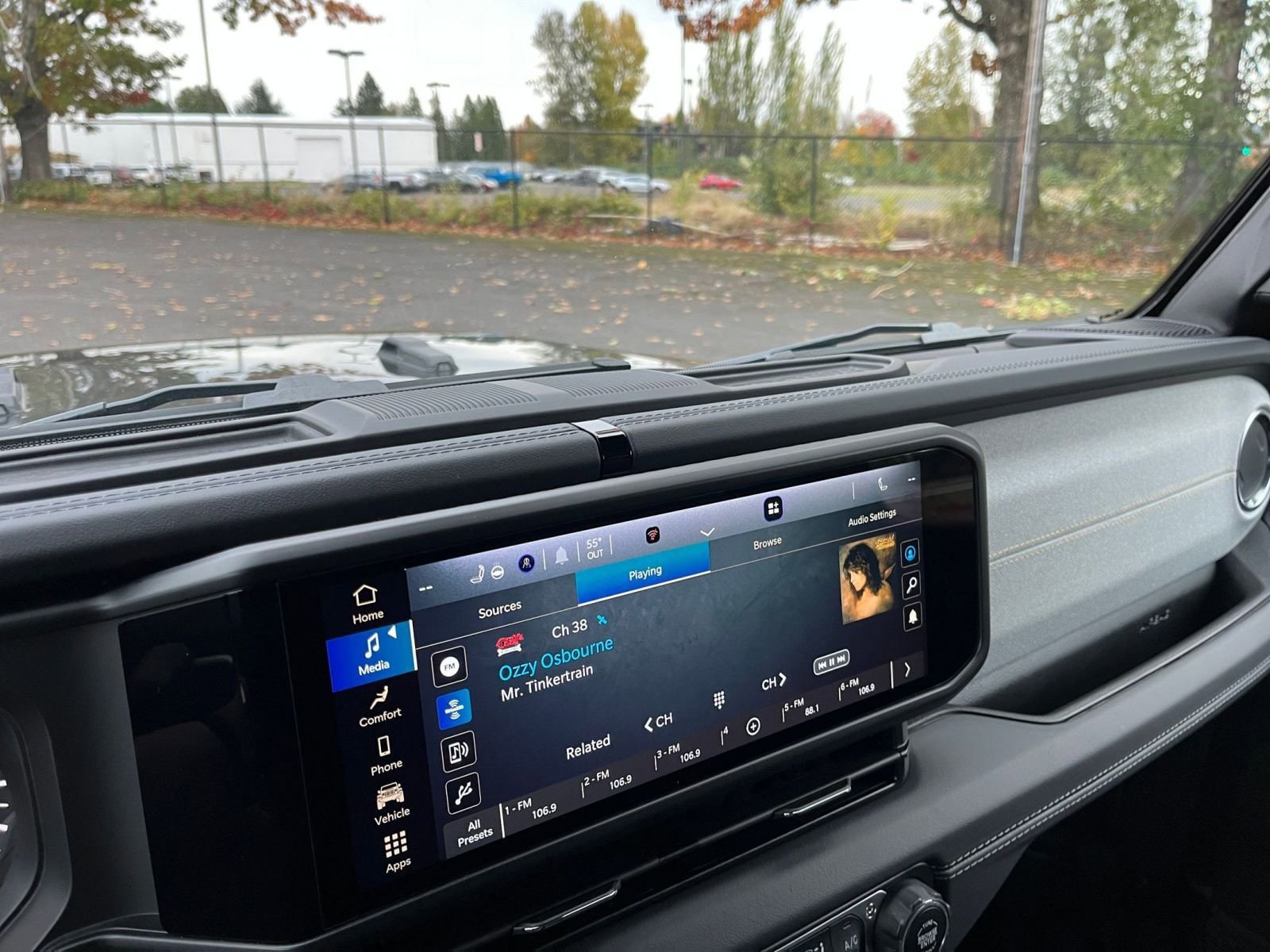 Thumbnail: 2025 Jeep Wrangler - 18