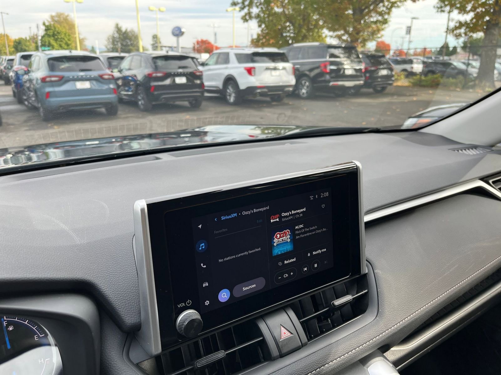 Thumbnail: 2025 Toyota RAV4 - 18