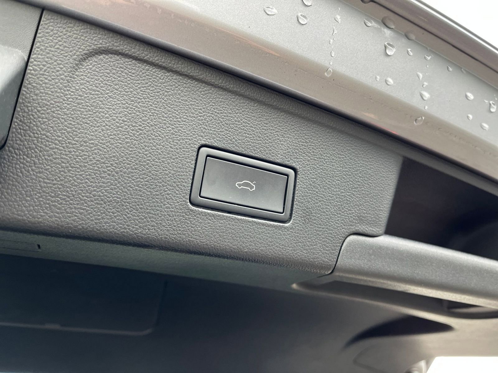 Thumbnail: 2025 Volkswagen Atlas - 23