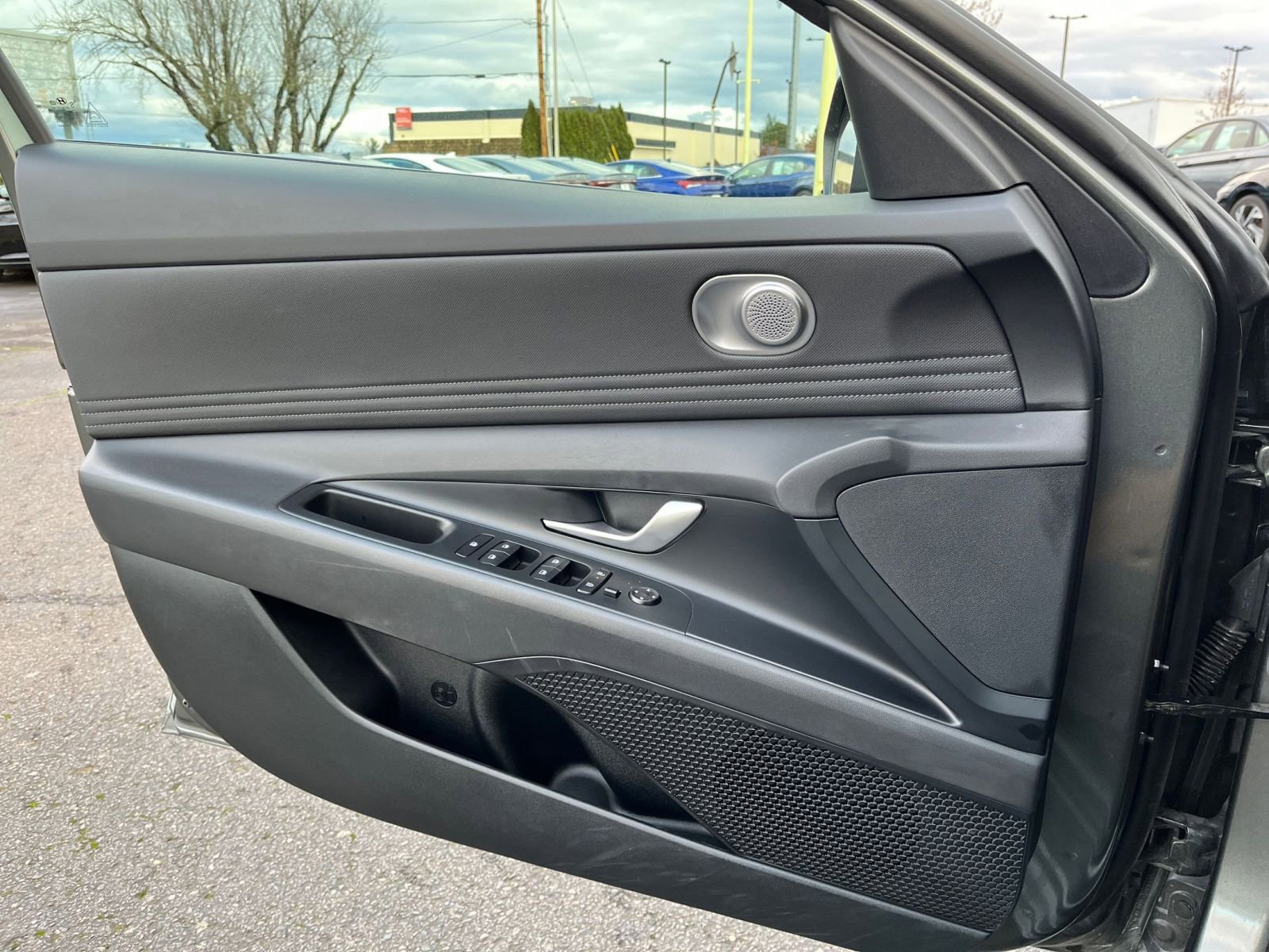 Thumbnail: 2025 Hyundai Elantra - 20