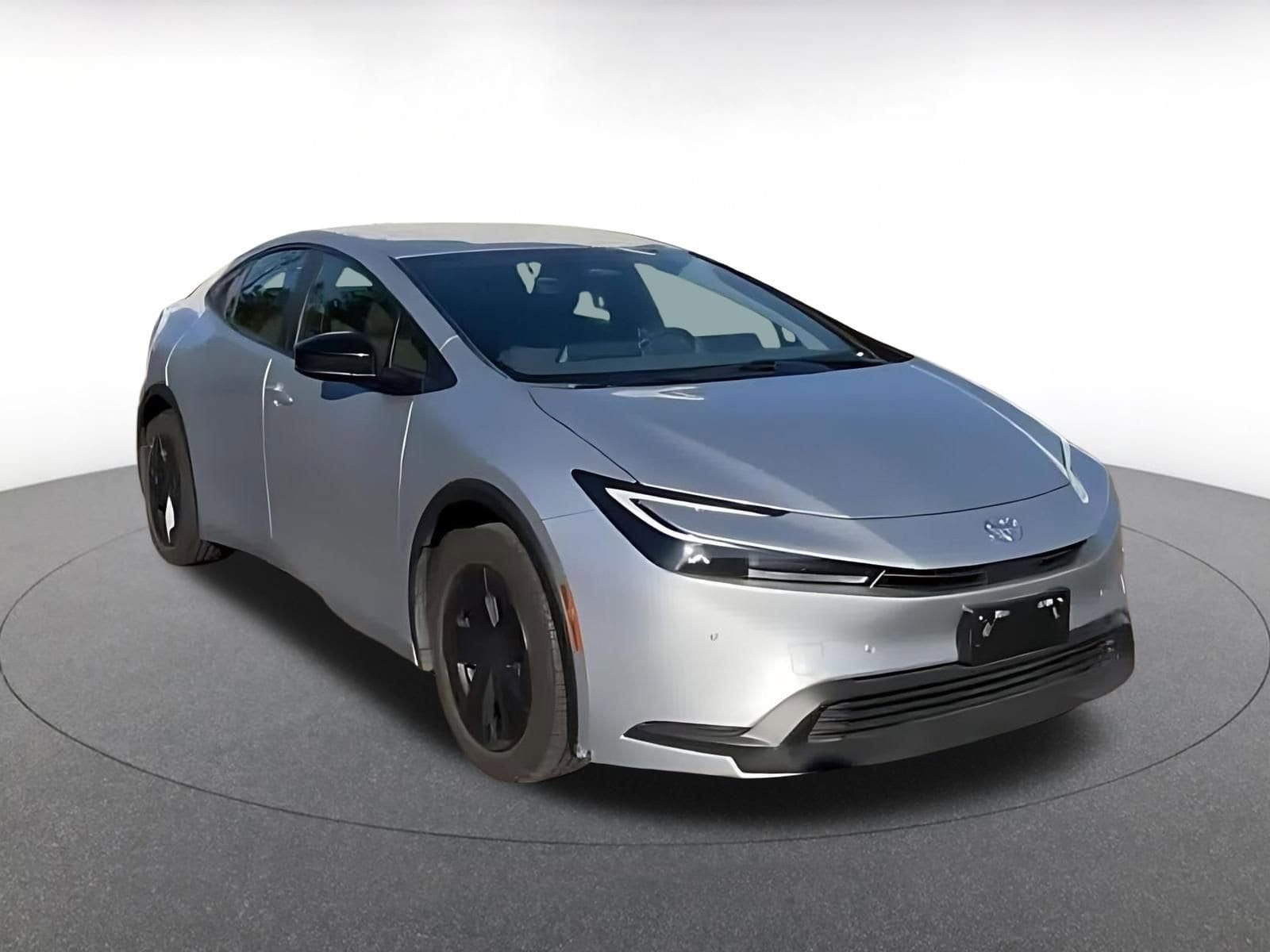 Thumbnail: 2025 Toyota Prius - 3