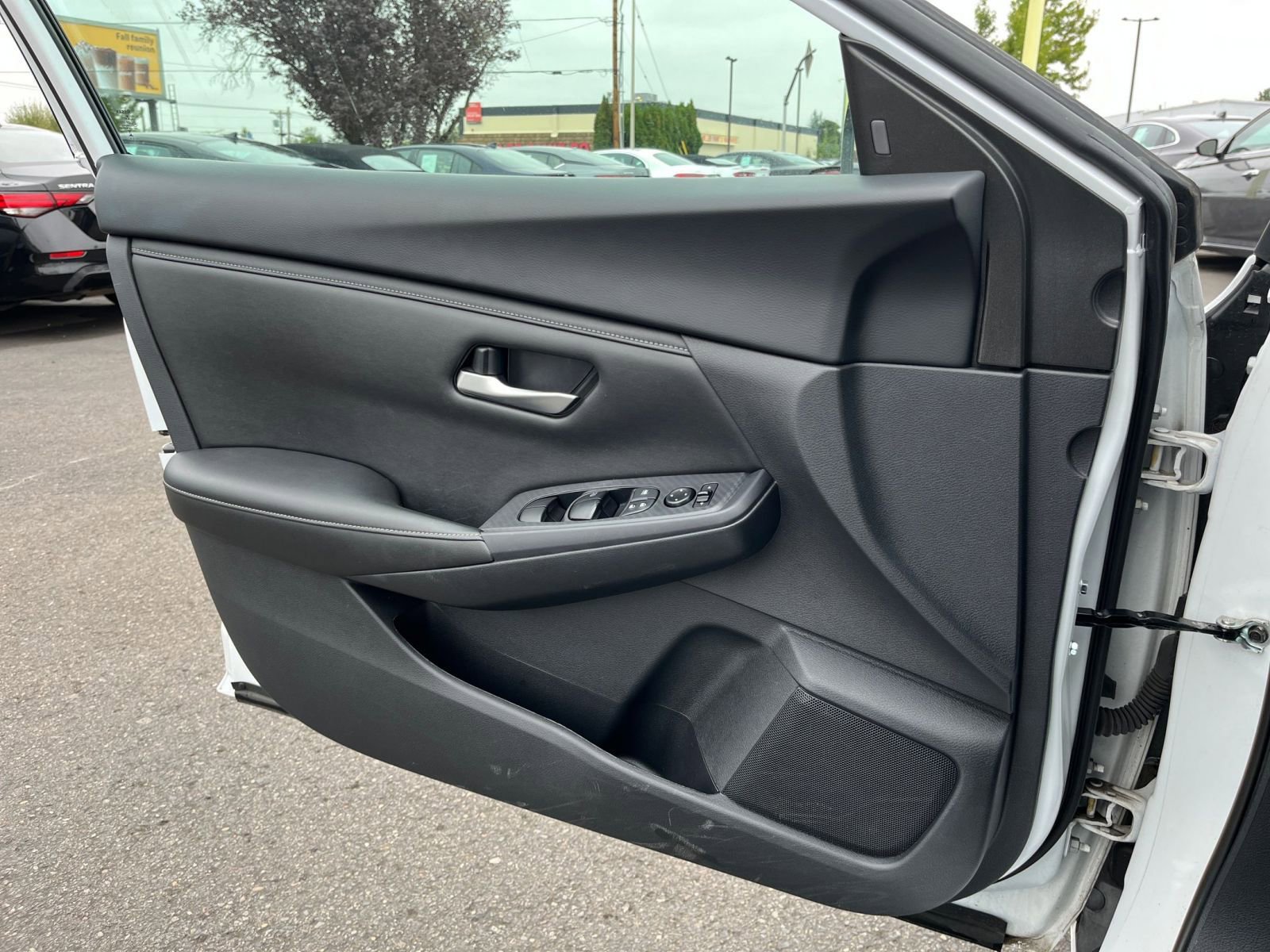 Thumbnail: 2024 Nissan Sentra - 20