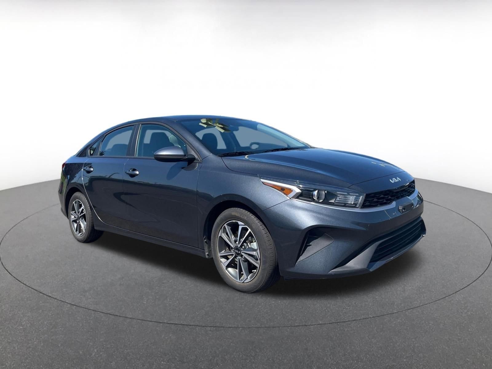 Thumbnail: 2024 Kia Forte - 1