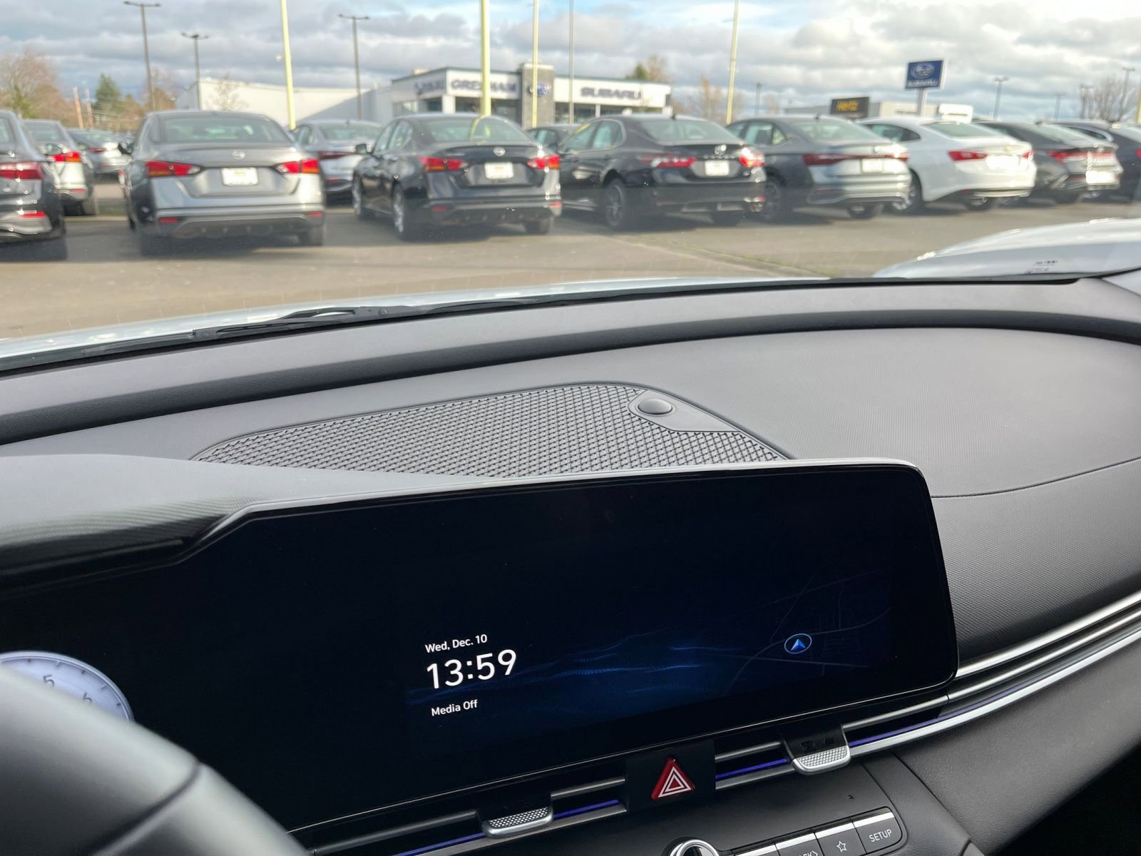 Thumbnail: 2025 Hyundai Elantra - 18