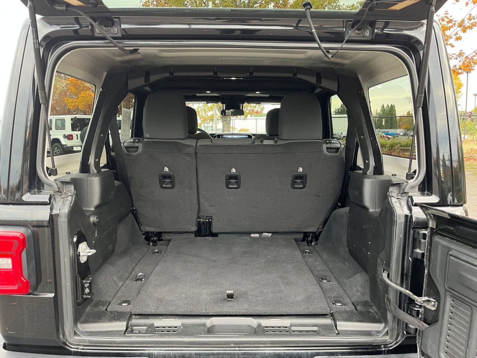 Thumbnail: 2025 Jeep Wrangler - 30