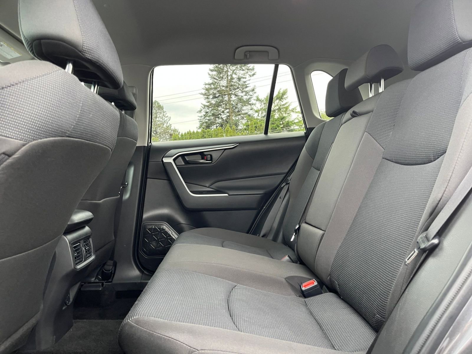 Thumbnail: 2025 Toyota RAV4 - 24