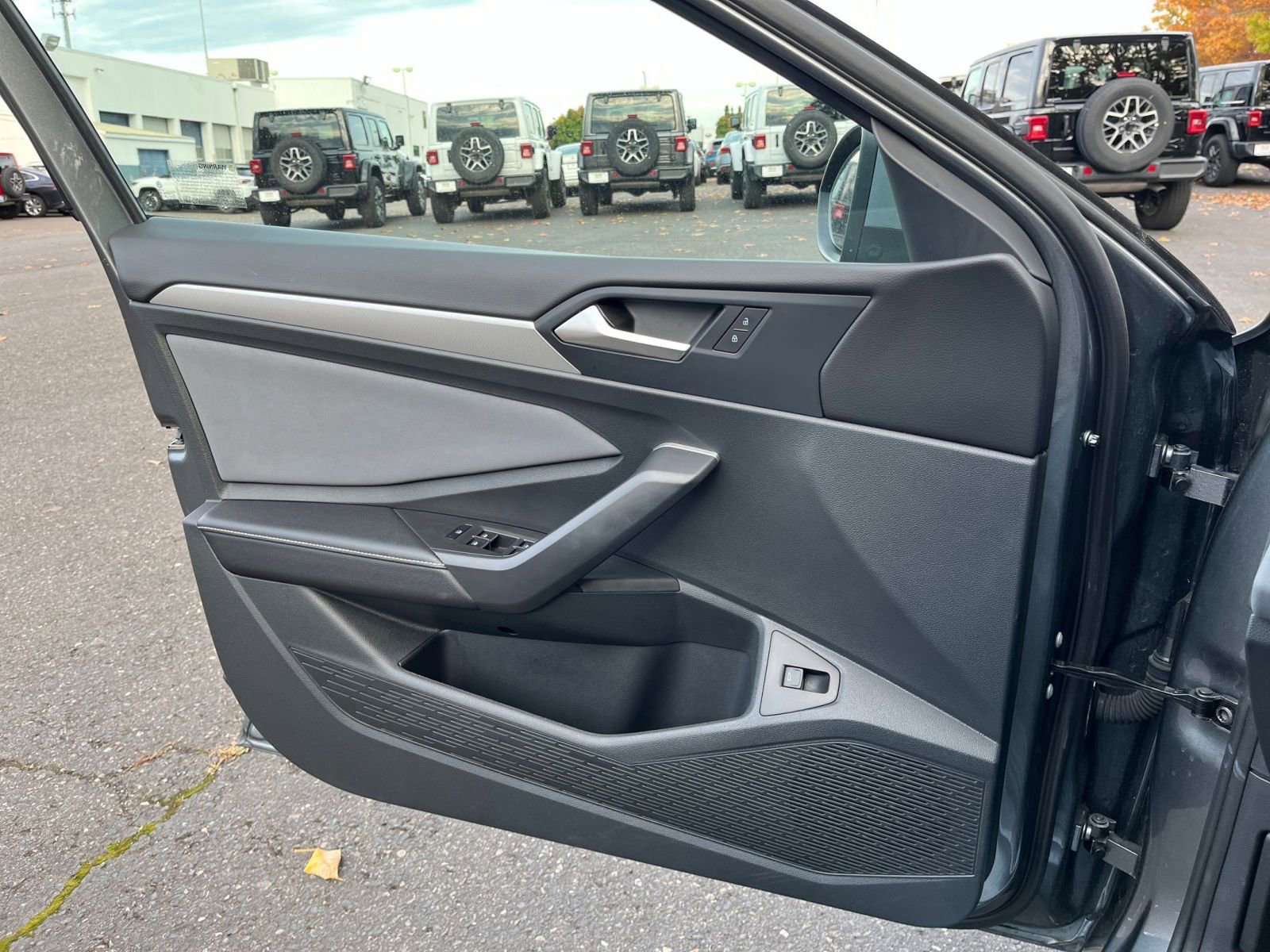 Thumbnail: 2025 Volkswagen Jetta - 20