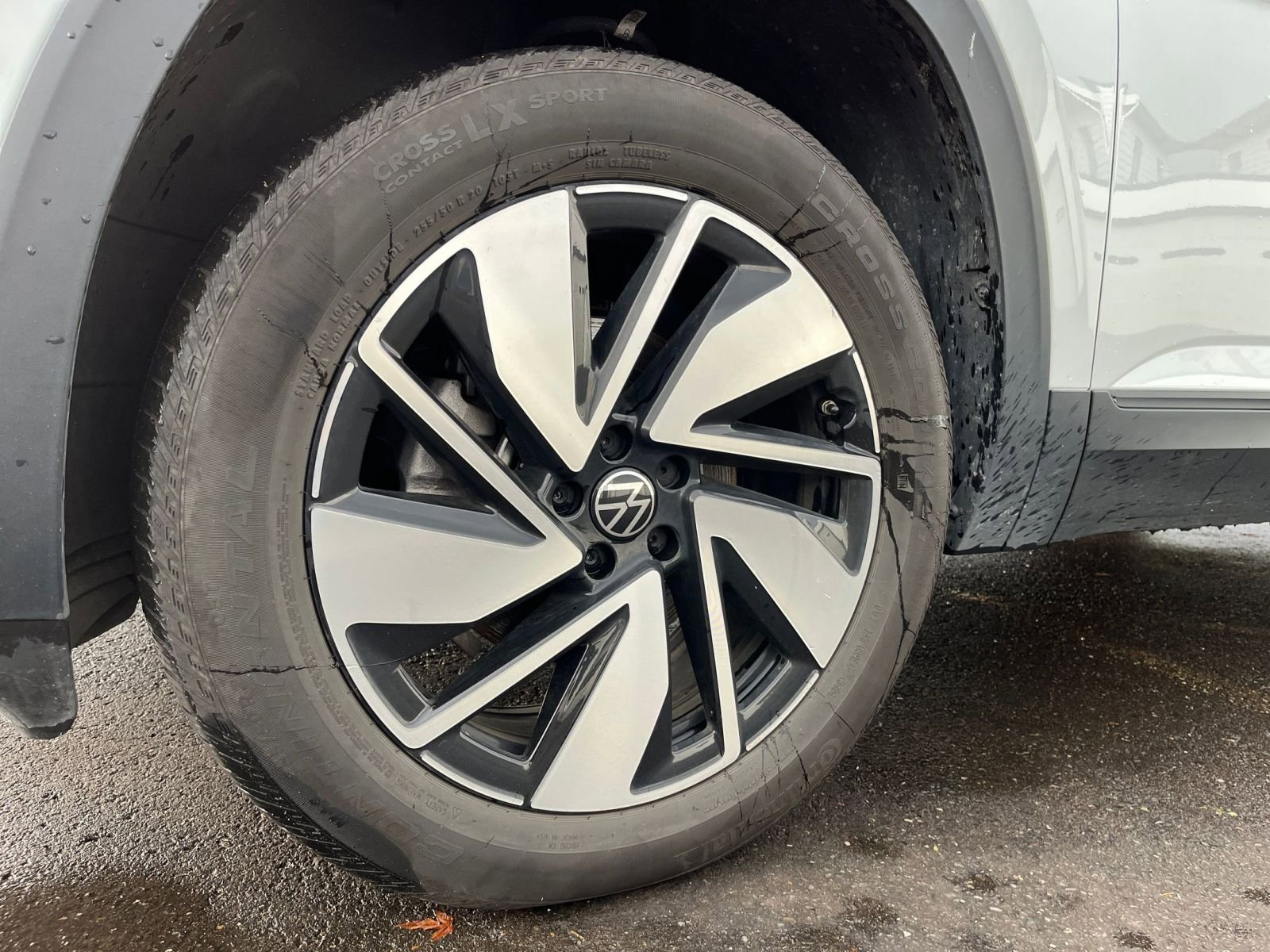 Thumbnail: 2025 Volkswagen Atlas - 32