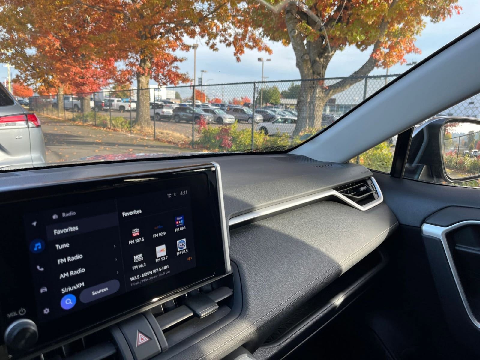 Thumbnail: 2025 Toyota RAV4 - 35