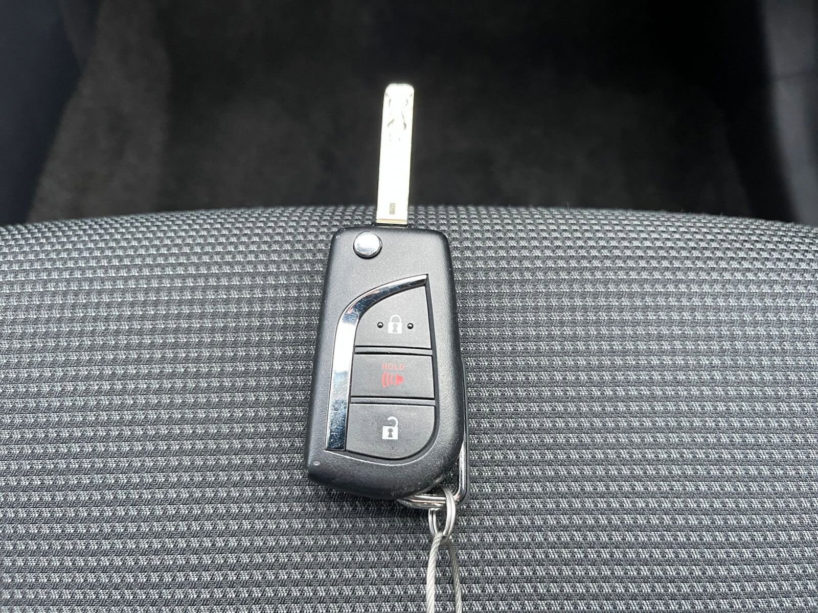 Thumbnail: 2025 Toyota RAV4 - 22