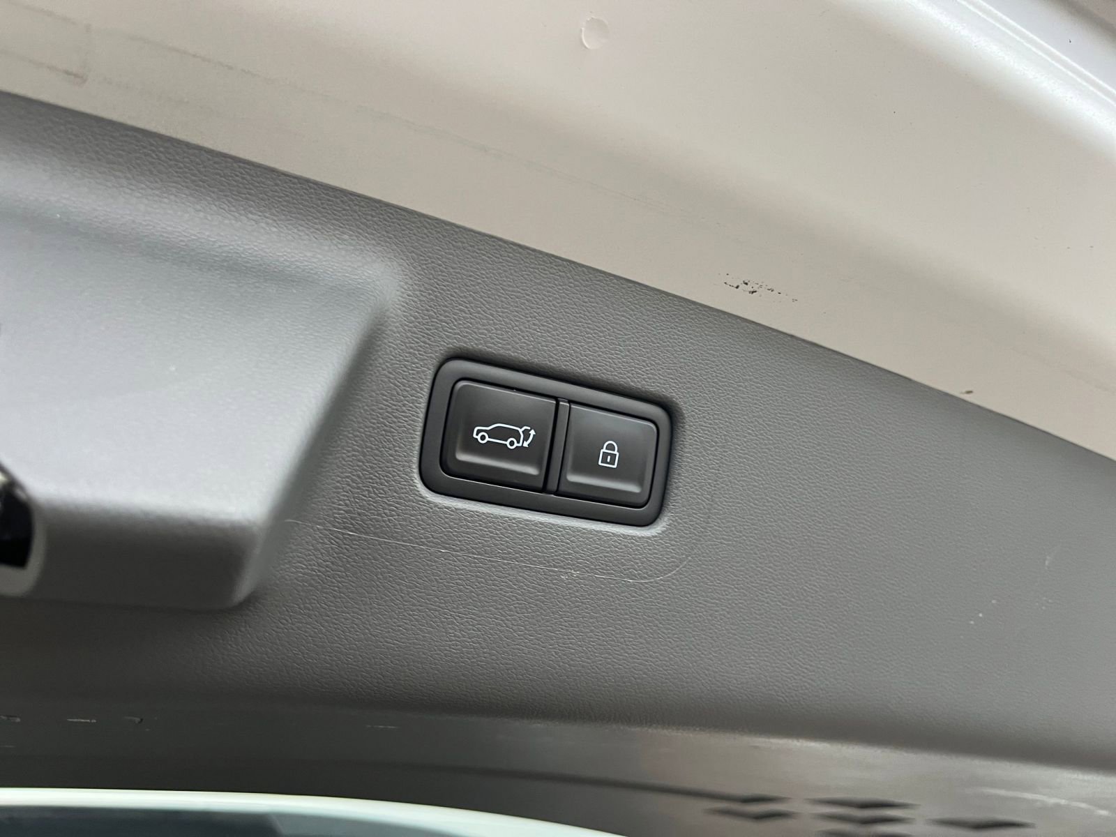 Thumbnail: 2025 Hyundai Santa Fe - 24