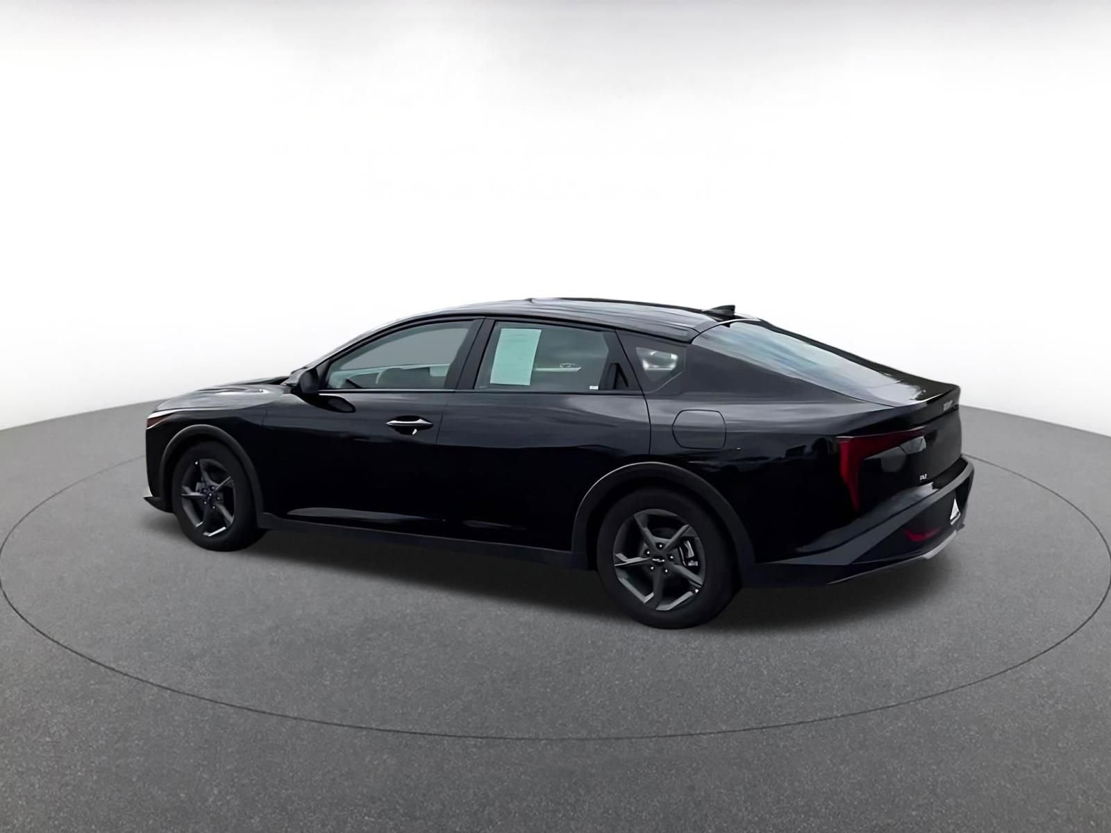 Thumbnail: 2025 Kia K4 - 10