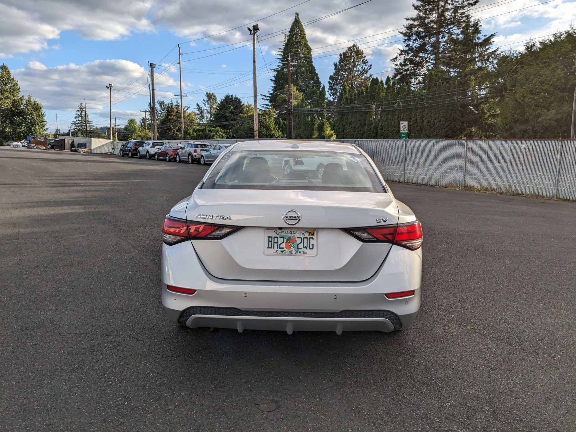 2022 Nissan Sentra SV 6