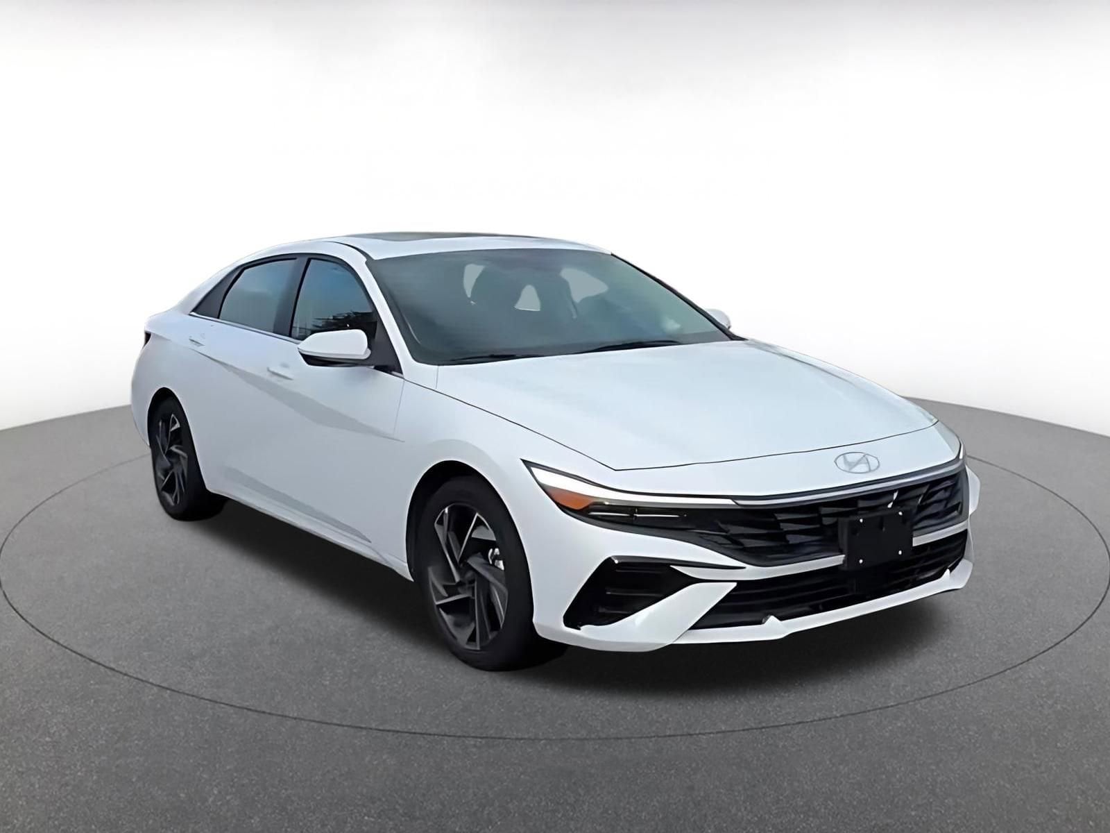 Thumbnail: 2025 Hyundai Elantra - 3