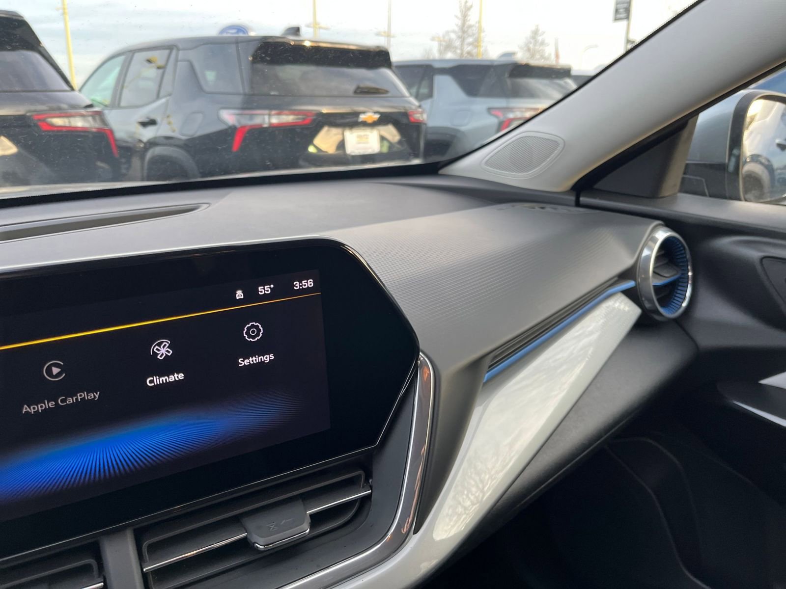 Thumbnail: 2025 Chevrolet Trax - 33