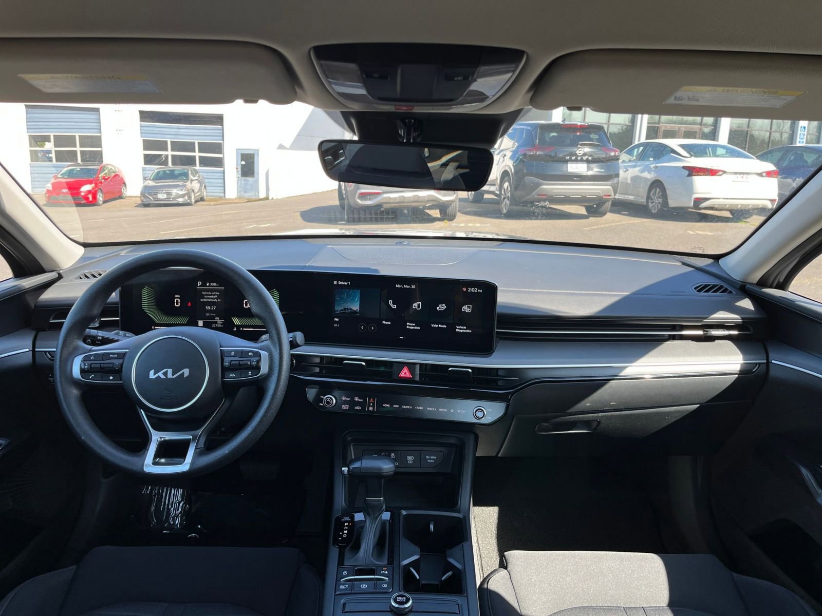 Thumbnail: 2025 Kia K5 - 32