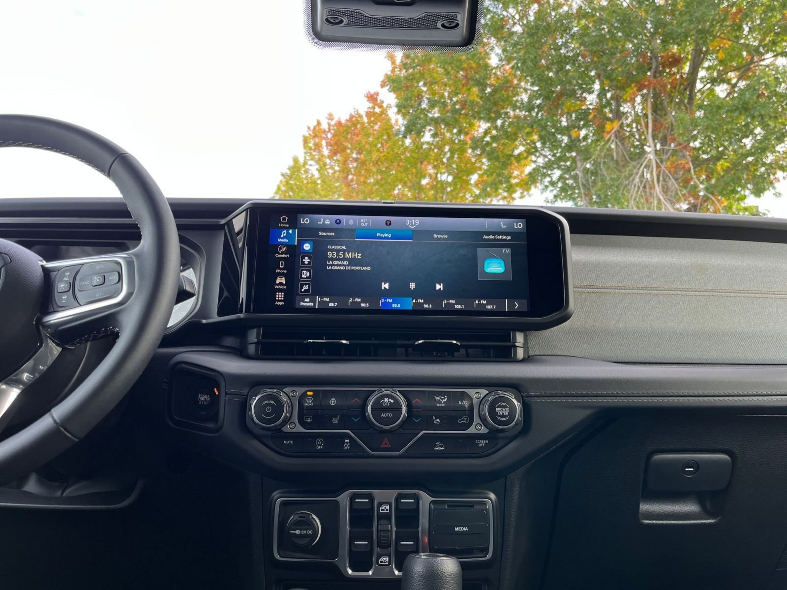 Thumbnail: 2025 Jeep Wrangler - 21