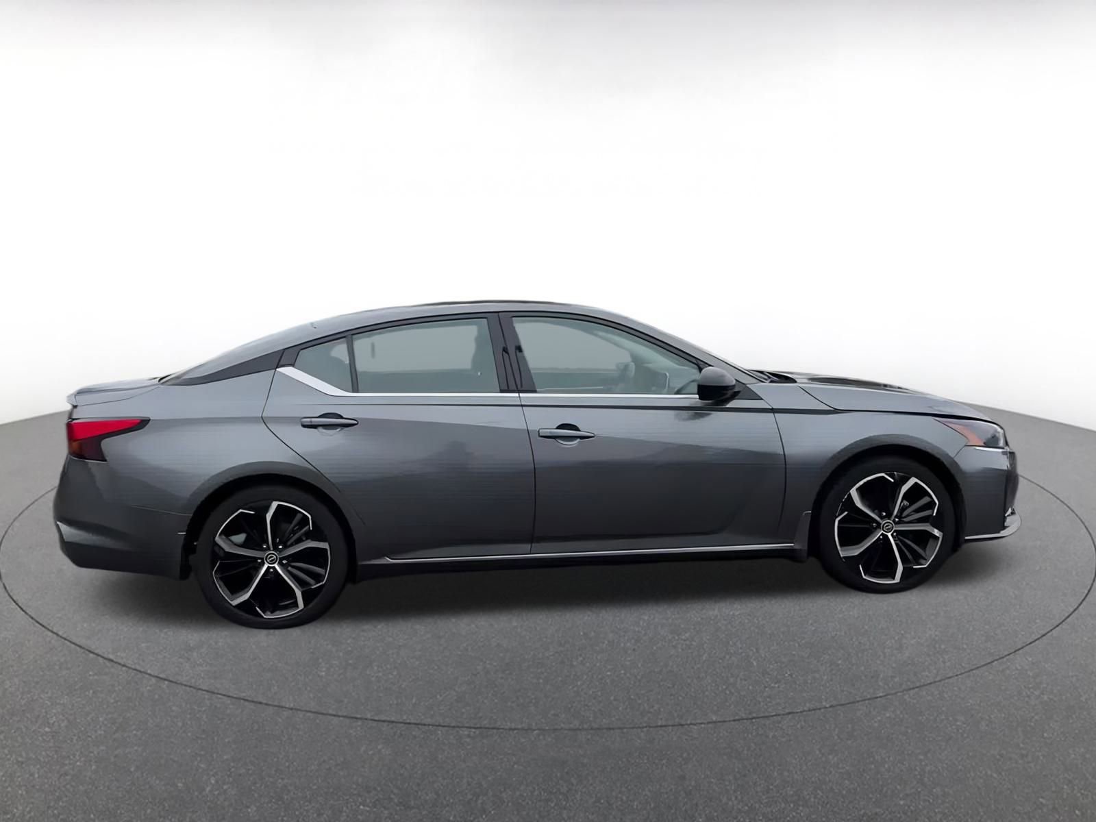 Thumbnail: 2023 Nissan Altima - 16