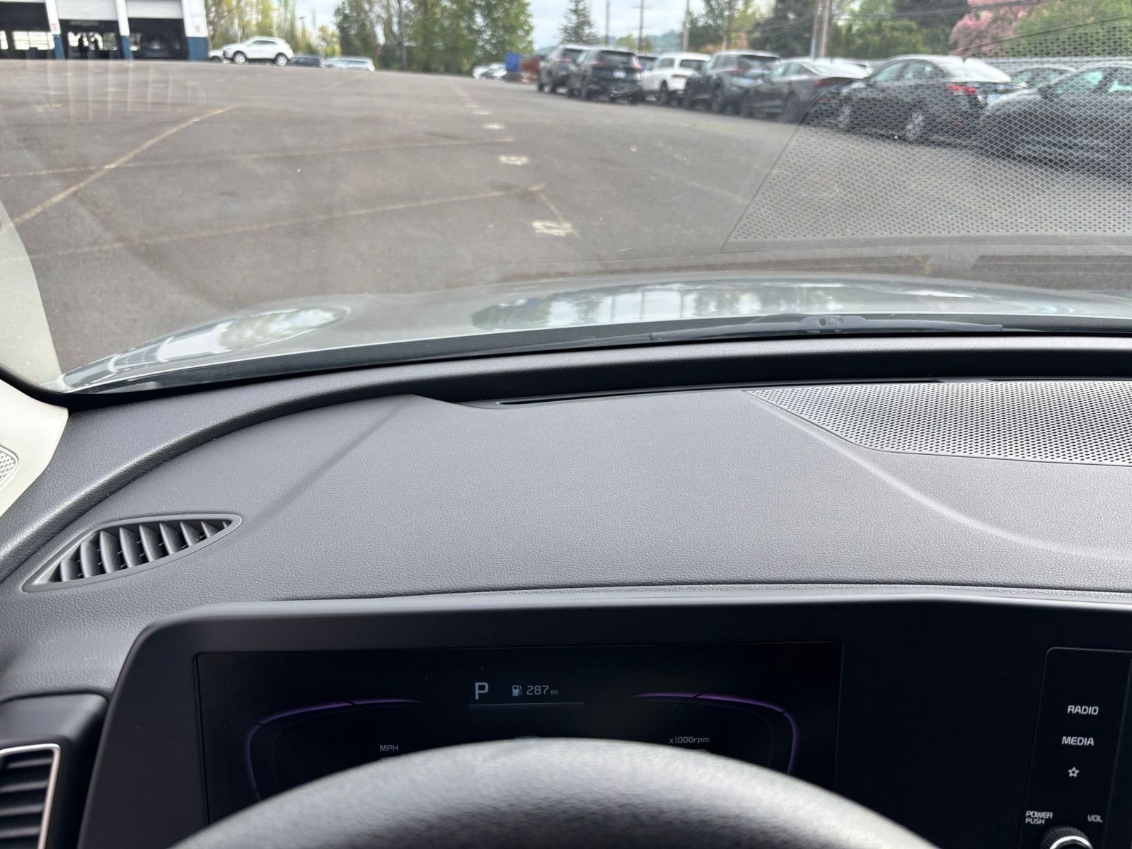 Thumbnail: 2025 Kia Sportage - 33