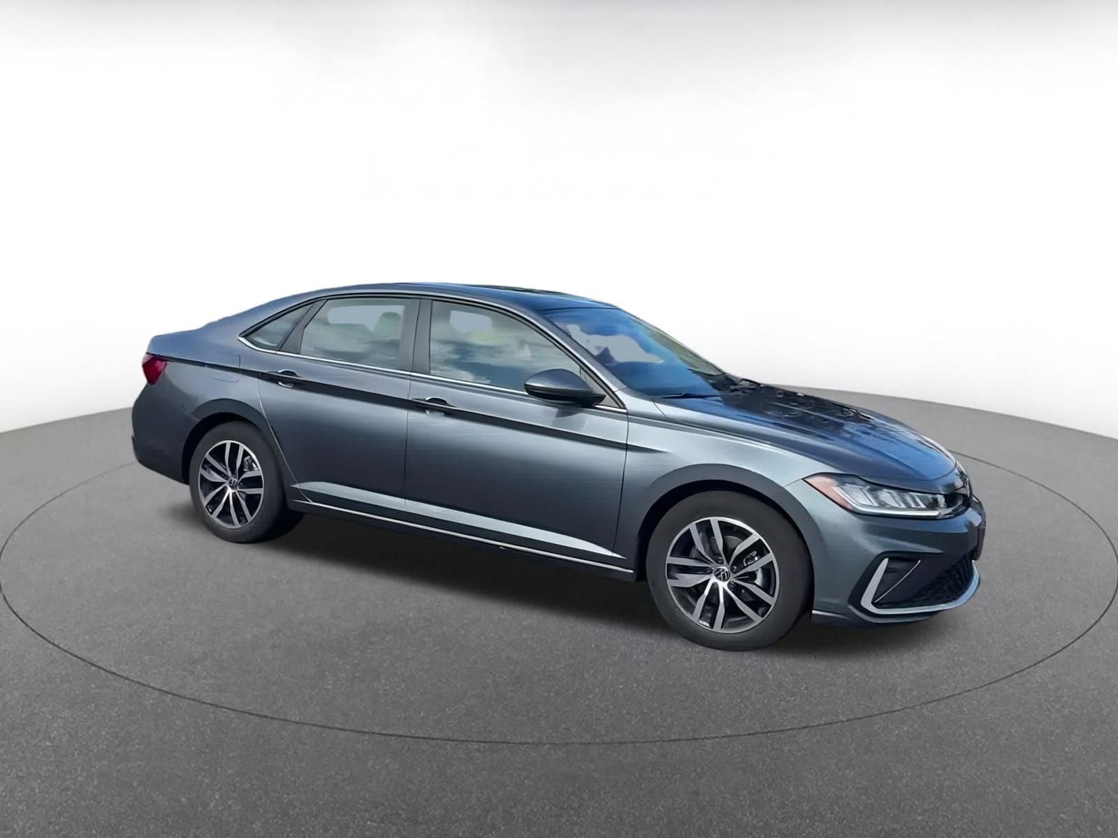 Thumbnail: 2025 Volkswagen Jetta - 2