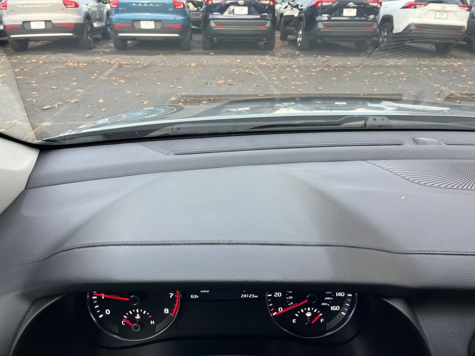 Thumbnail: 2024 Kia Forte - 32