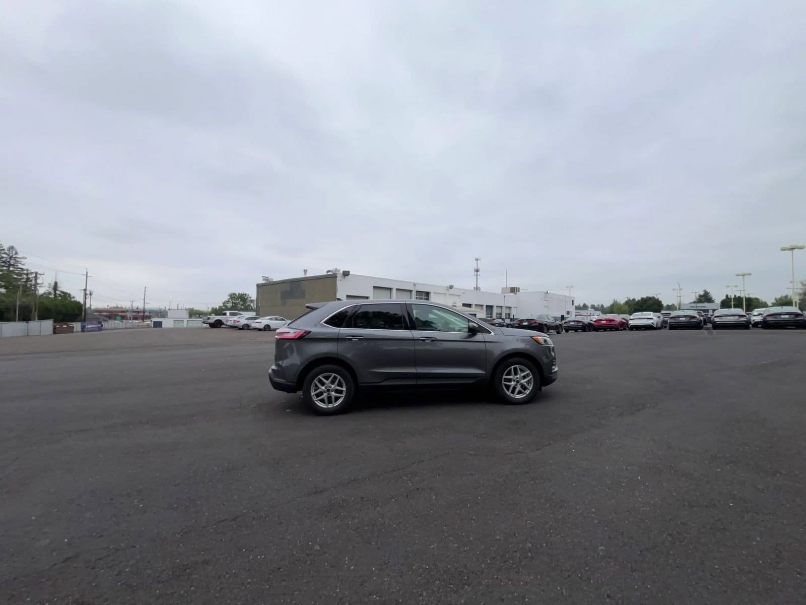 Thumbnail: 2024 Ford Edge - 16