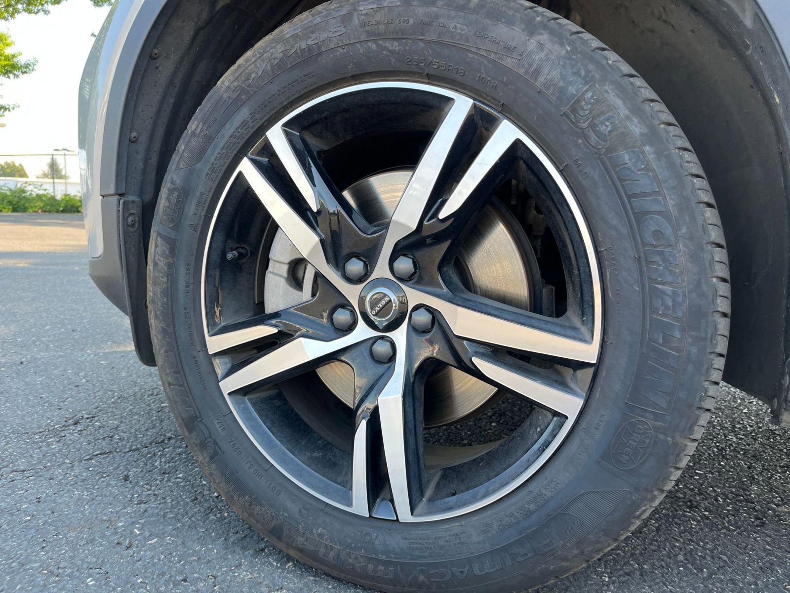 Thumbnail: 2024 Volvo XC40 - 34