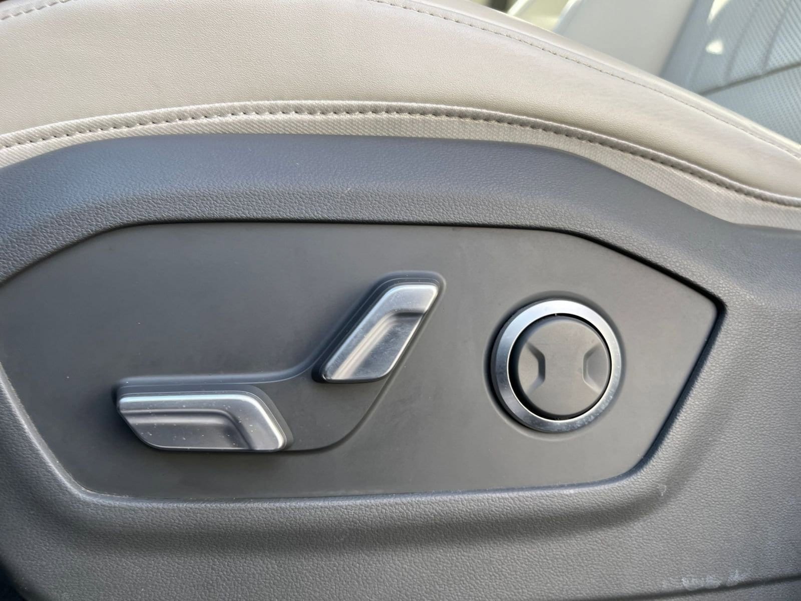 Thumbnail: 2025 Hyundai Santa Fe - 25