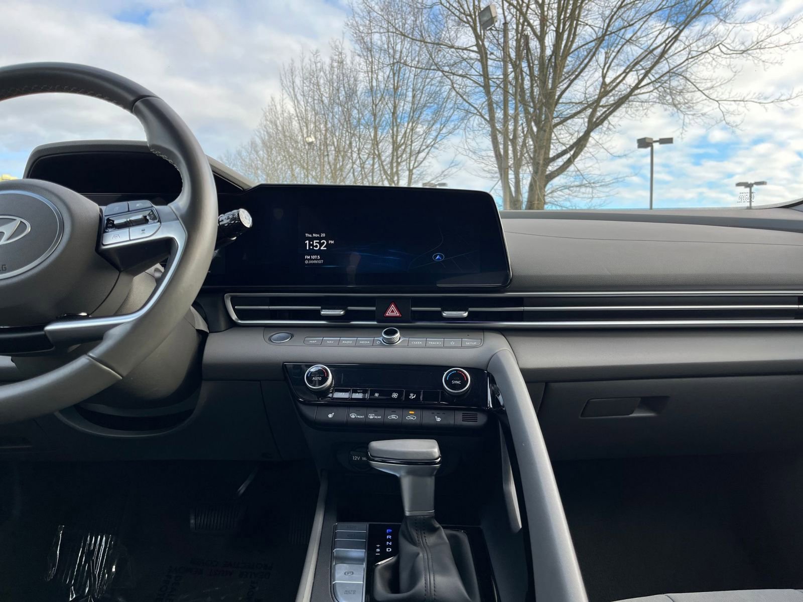 Thumbnail: 2025 Hyundai Elantra - 21