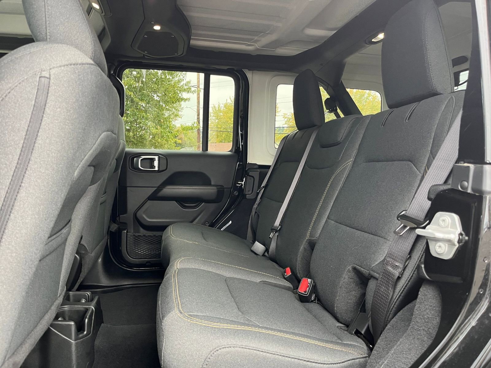 Thumbnail: 2025 Jeep Wrangler - 23