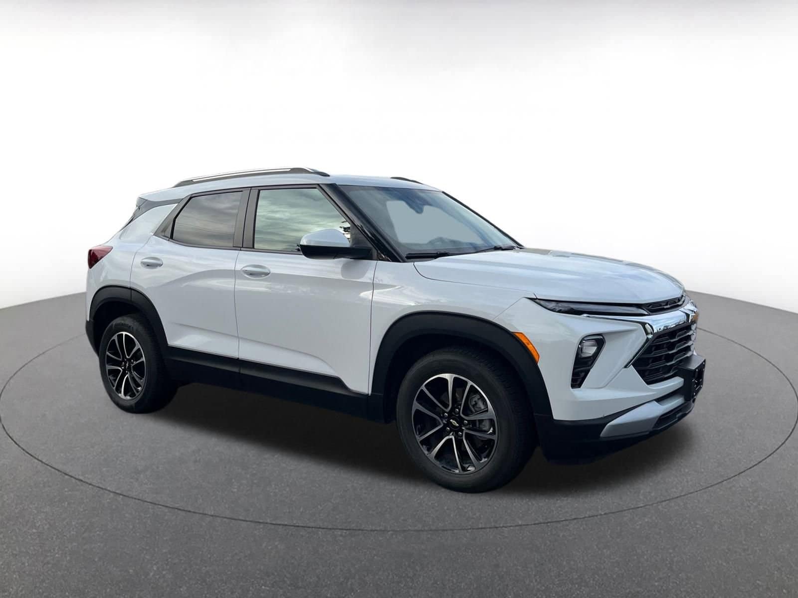 Thumbnail: 2024 Chevrolet TrailBlazer - 1